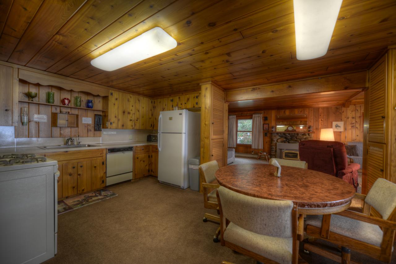 8145 South Rustic Drive Cedar, MI 49621 - Photo 24 of 45 1835906-23.JPG