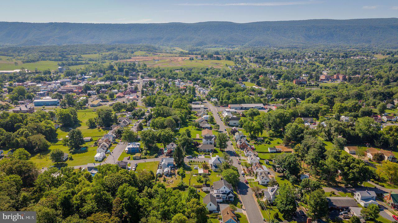 420 West Spring Street Woodstock, VA 22664 - Photo 52 of 67