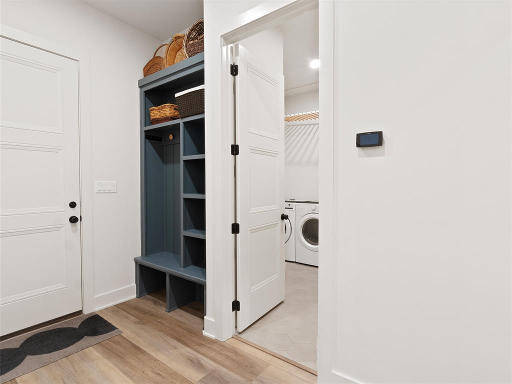 800 John Dean Road Gilmer, TX 75644 - Photo 28 of 40 a view of closet area