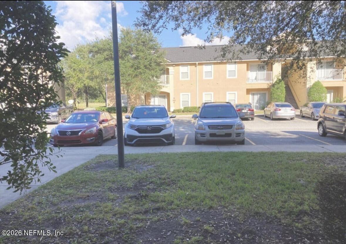 3610 Kirkpatrick Circle, Unit 3 Jacksonville, FL 32210 - Photo 16 of 19 Patio view and parking