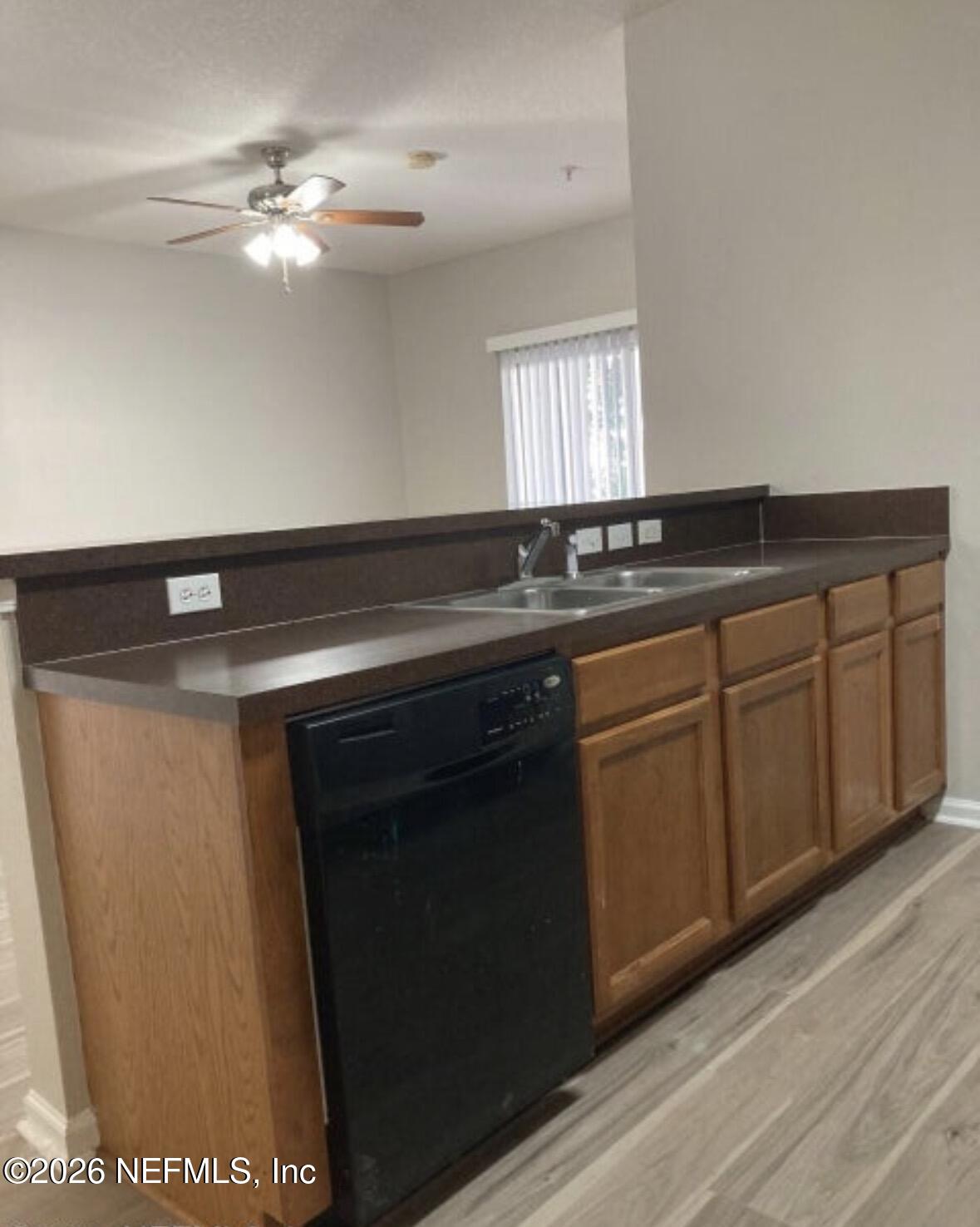 3610 Kirkpatrick Circle, Unit 3 Jacksonville, FL 32210 - Photo 5 of 19 Dish washer included