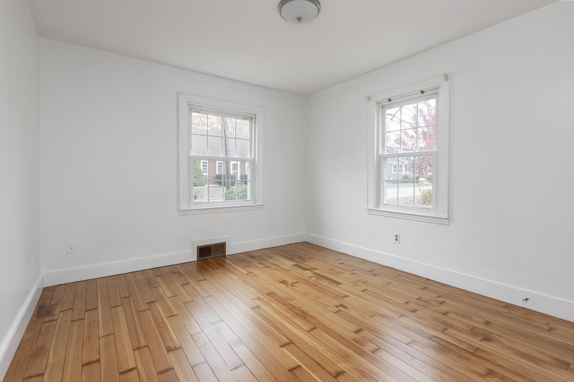 63 Kaler Road South Portland, ME 04106 - Photo 18 of 28 63 Kaler_011
