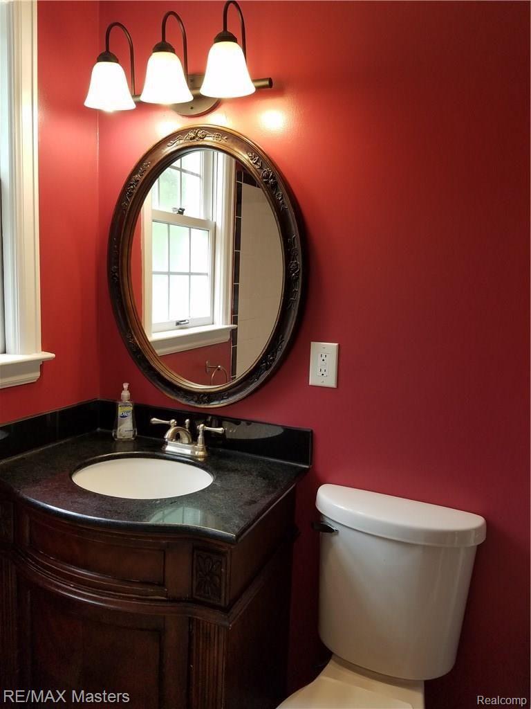 21138 Middlebelt Road New Boston, MI 48164 - Photo 14 of 42 20170829_135120.jpg