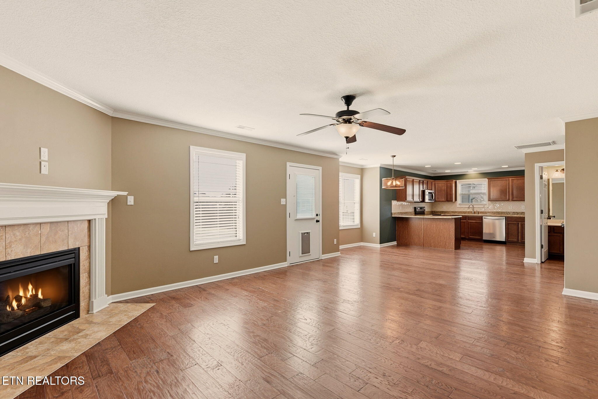 1632 Dempsey Road Knoxville, TN 37932 - Photo 20 of 56 Family-Kitchen