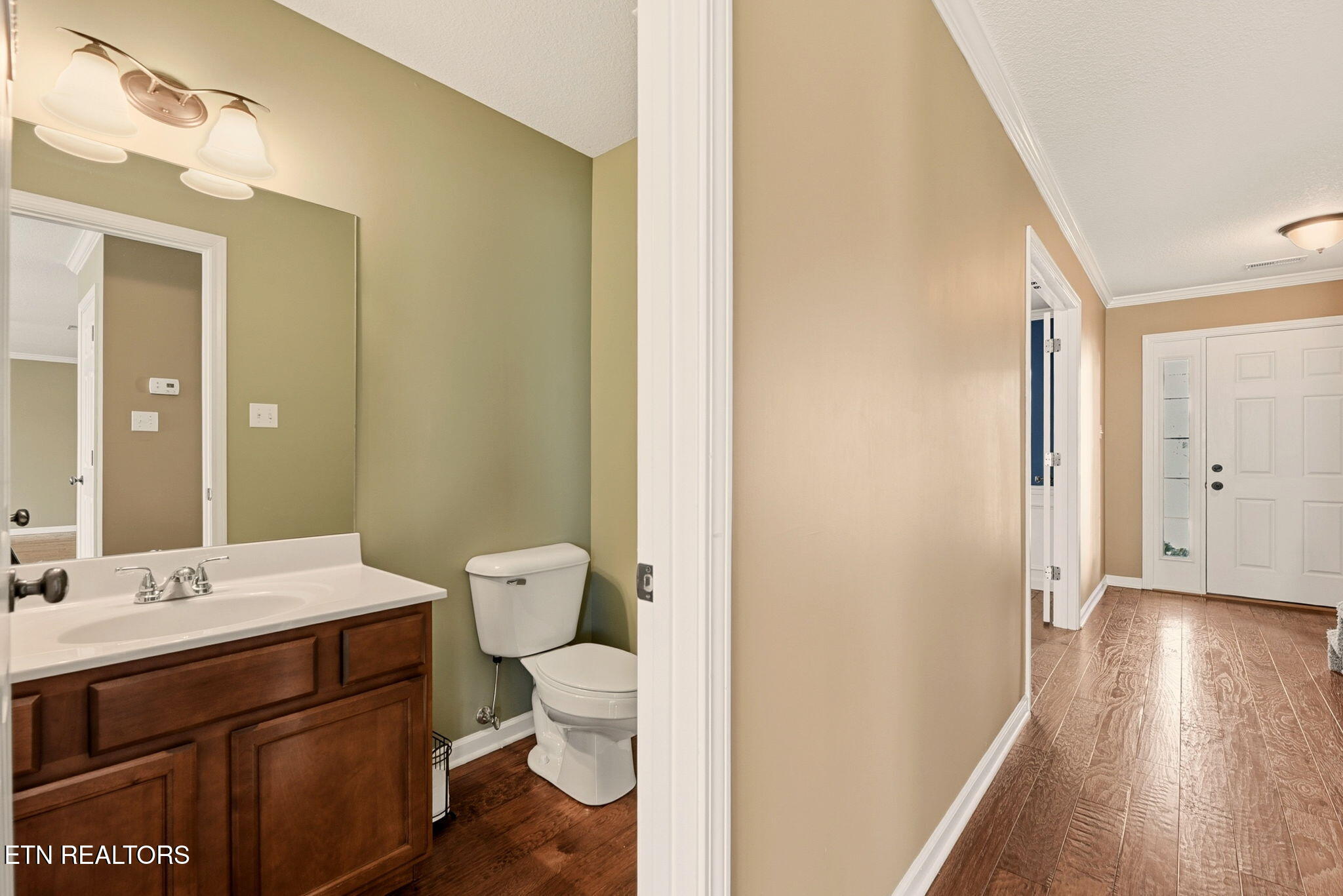 1632 Dempsey Road Knoxville, TN 37932 - Photo 21 of 56 Half Bath