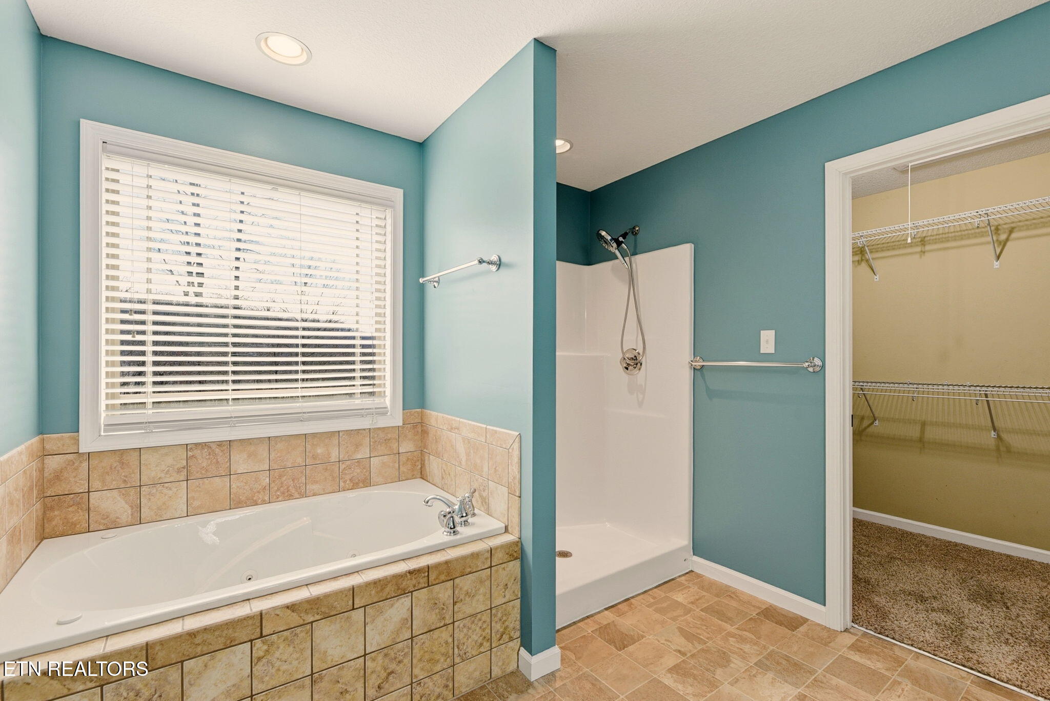 1632 Dempsey Road Knoxville, TN 37932 - Photo 26 of 56 Master Ensuite