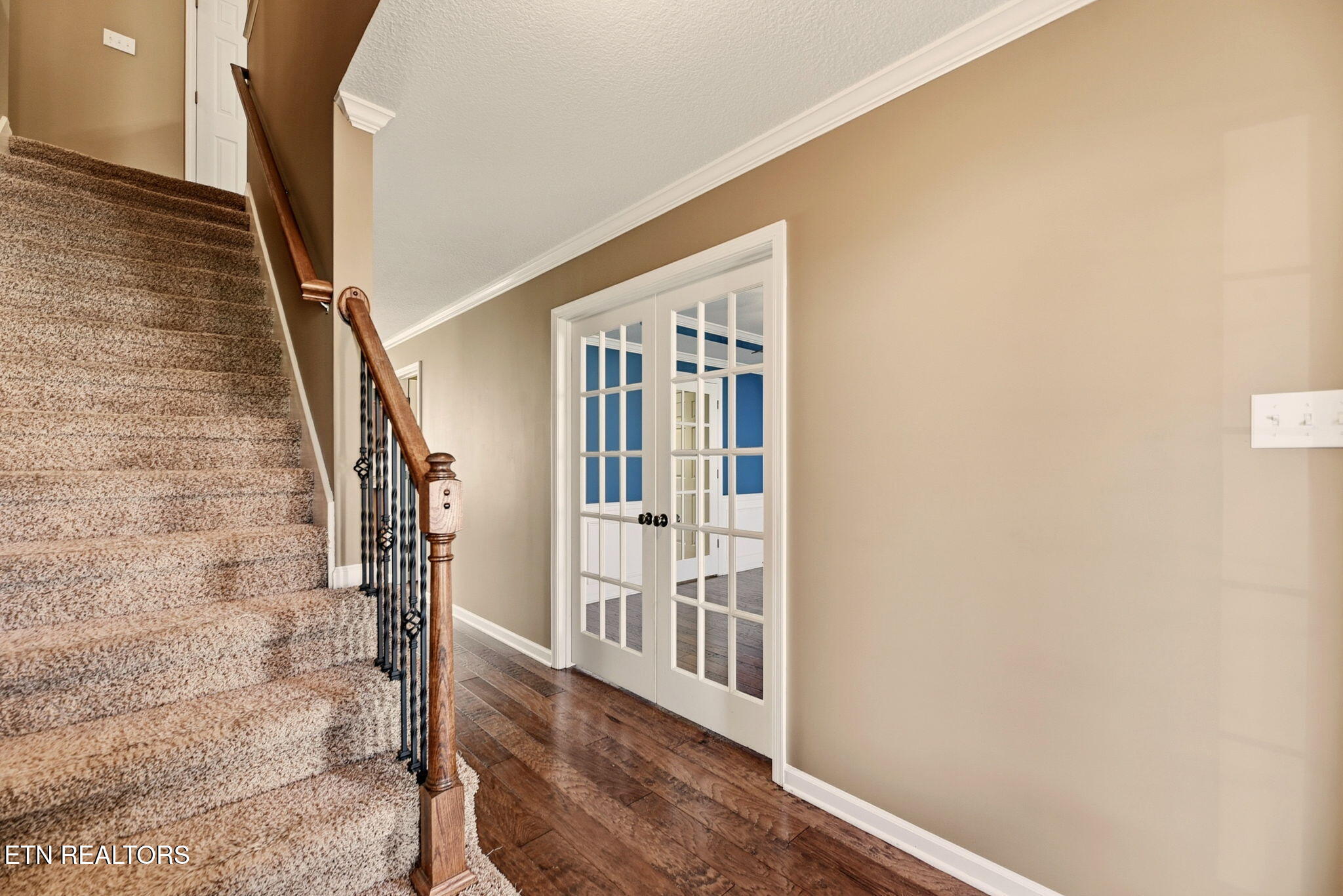 1632 Dempsey Road Knoxville, TN 37932 - Photo 5 of 56 Foyer