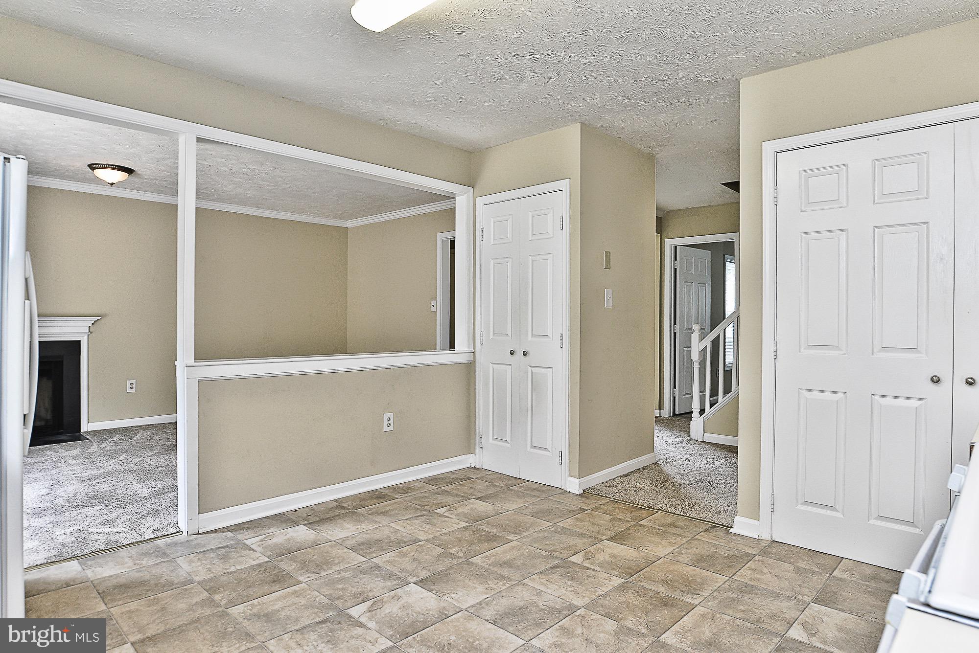 13213 Jasper Road Fairfax, VA 22033 - Photo 10 of 26 Washer/Dryer & Pantry