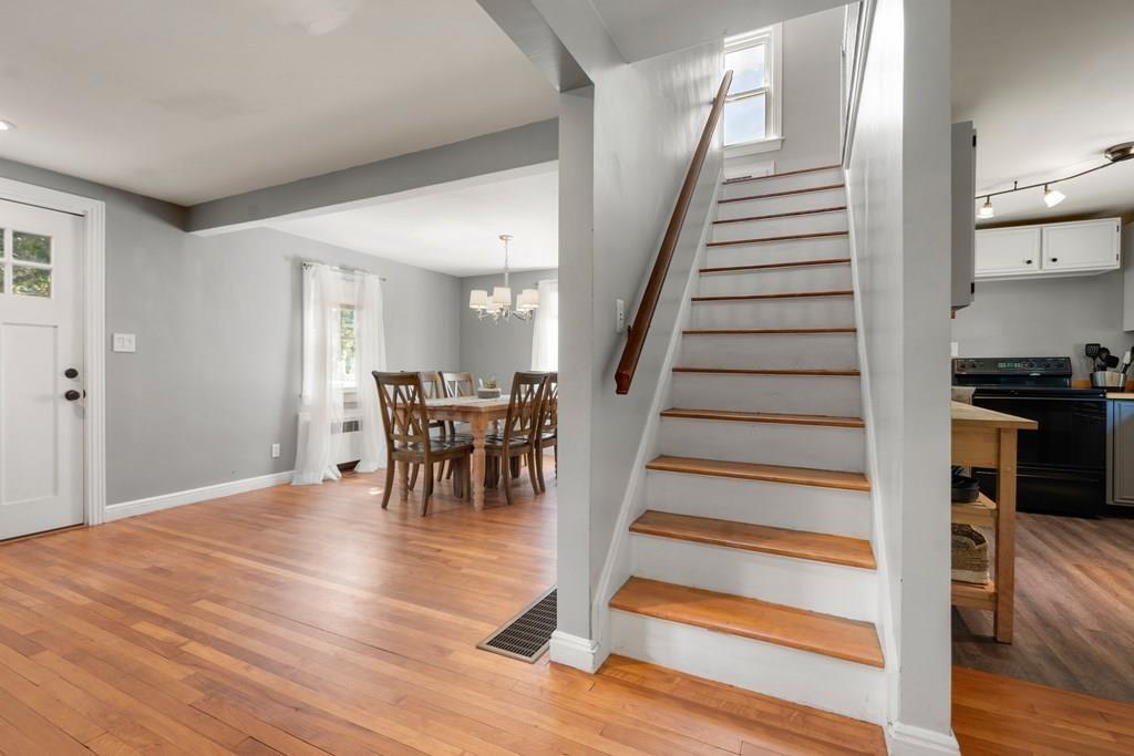 17 Eleanor Road Framingham, MA 01701 - Photo 11 of 17