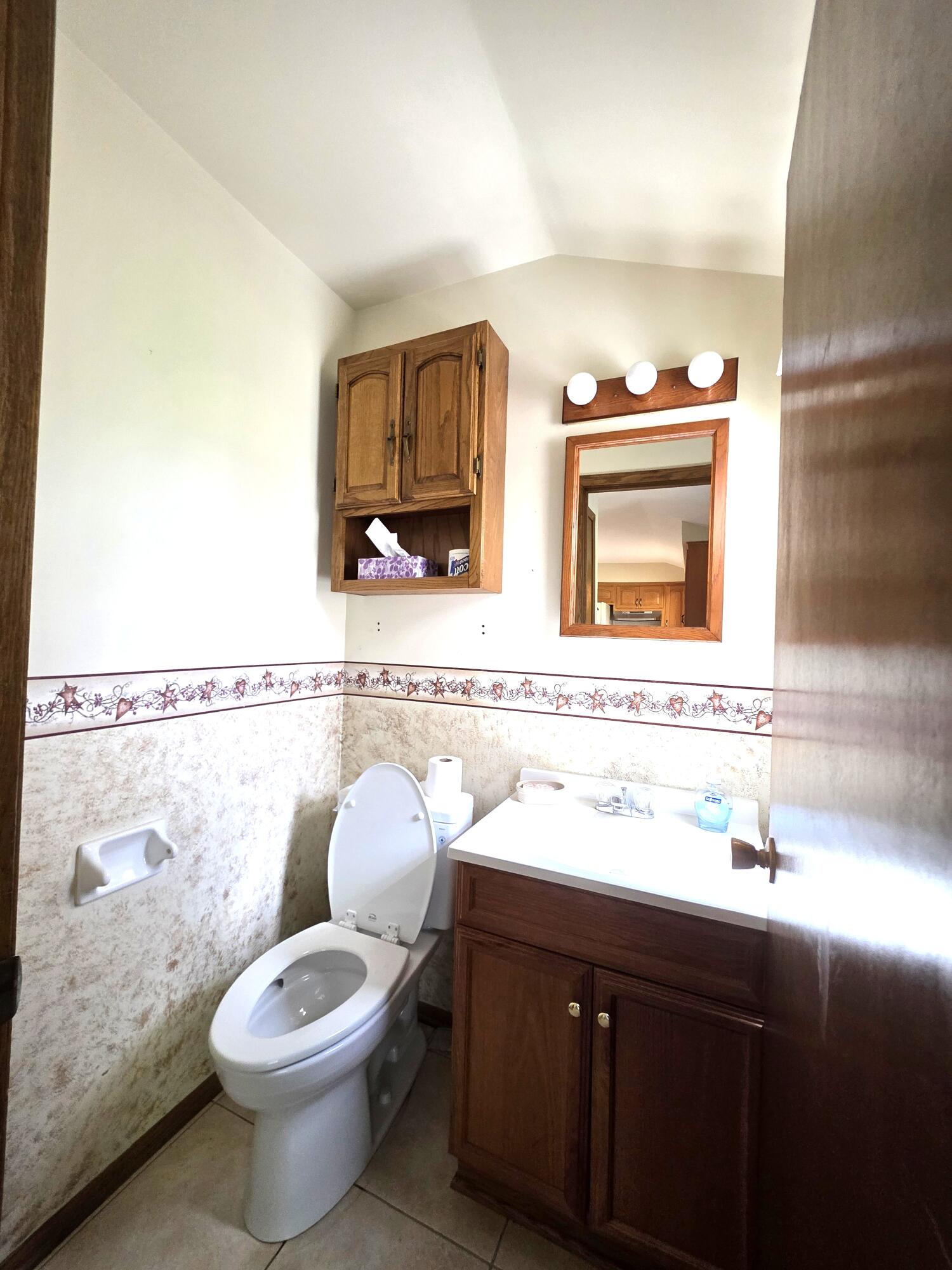 S53W24945 Glendale Road Waukesha, WI 53189 - Photo 29 of 48 29