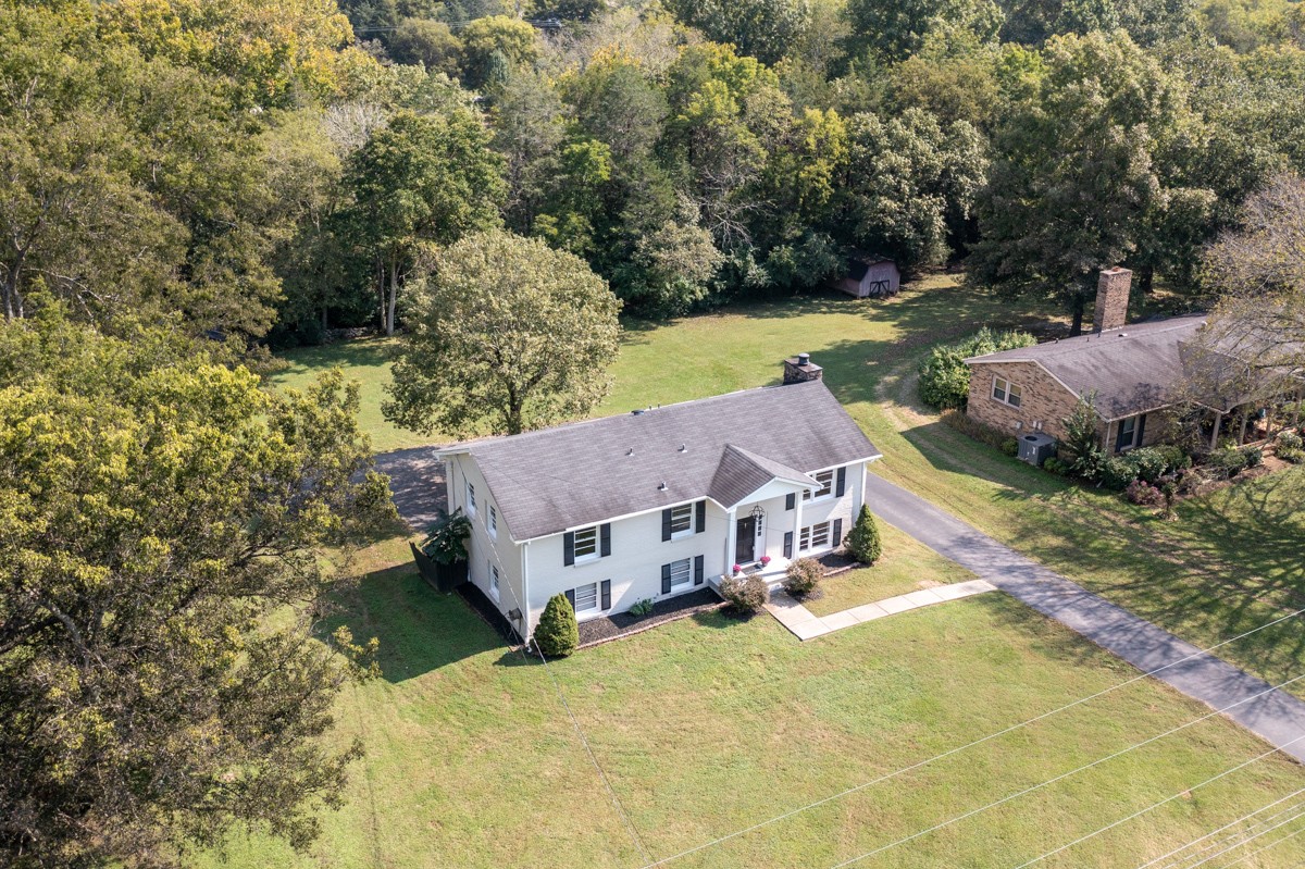5087 Kittrell Road Nashville, TN 37221 - Photo 4 of 43 Gallery Image 4