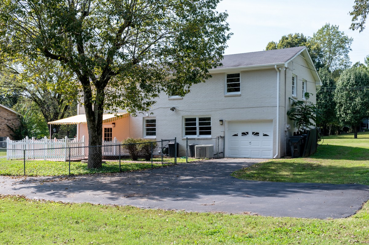 5087 Kittrell Road Nashville, TN 37221 - Photo 32 of 43 Gallery Image 32
