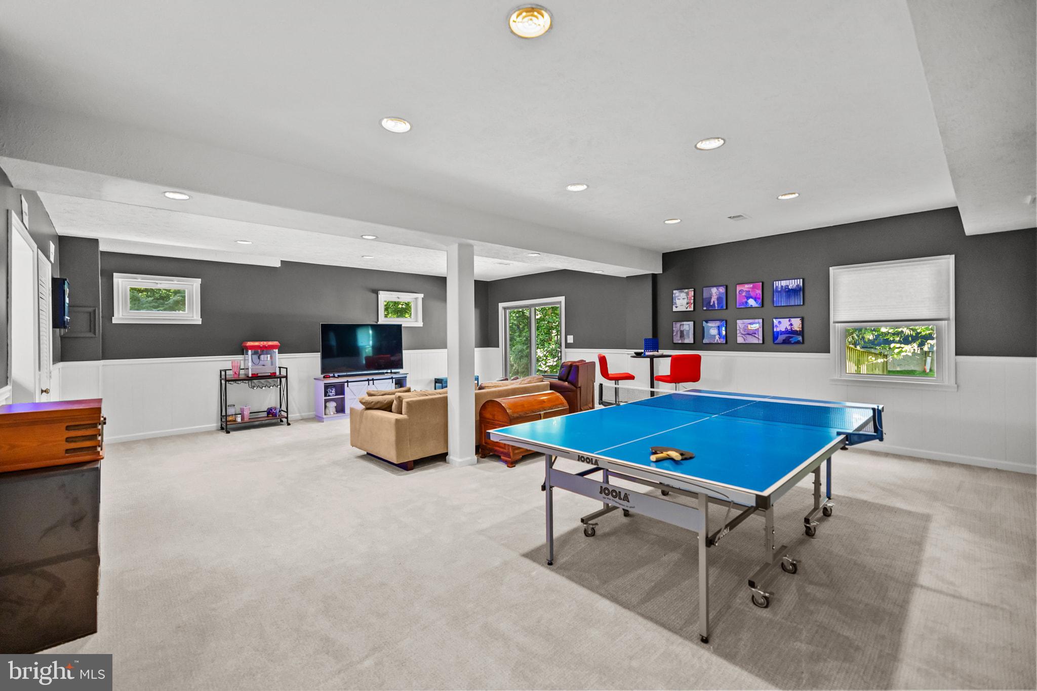12007 Turf Lane Reston, VA 20191 - Photo 46 of 69