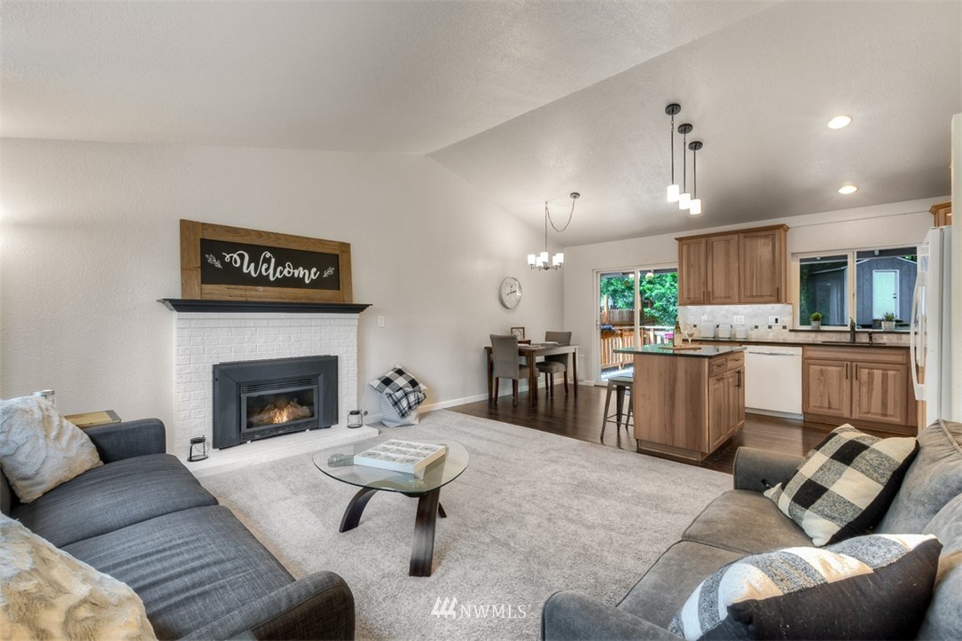 16704 3rd Drive Southeast Bothell, WA 98012 - Photo 2 of 25 Gallery Image 2