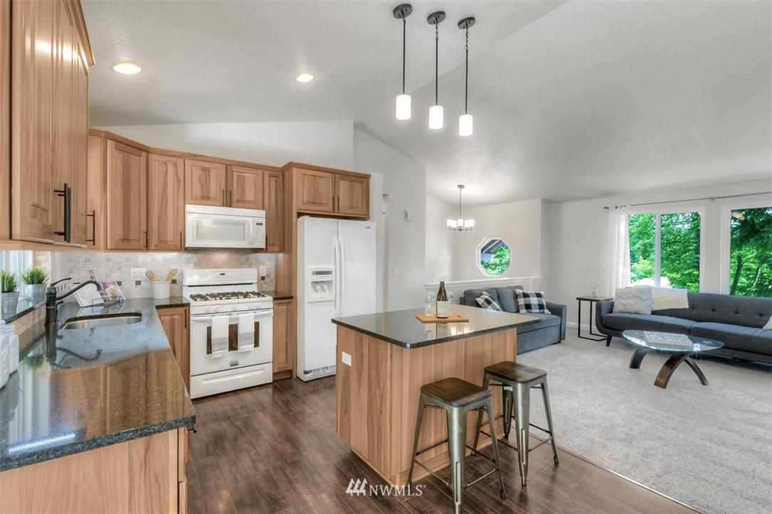 16704 3rd Drive Southeast Bothell, WA 98012 - Photo 7 of 25 Gallery Image 7