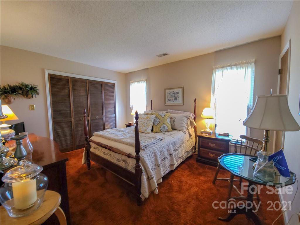 2075 Chase High Road Forest City, NC 28043 - Photo 17 of 48 Gallery Image 17