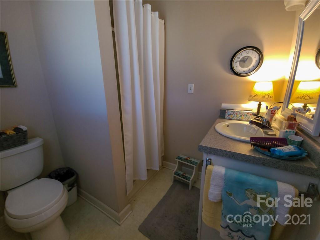 2075 Chase High Road Forest City, NC 28043 - Photo 22 of 48 Gallery Image 22