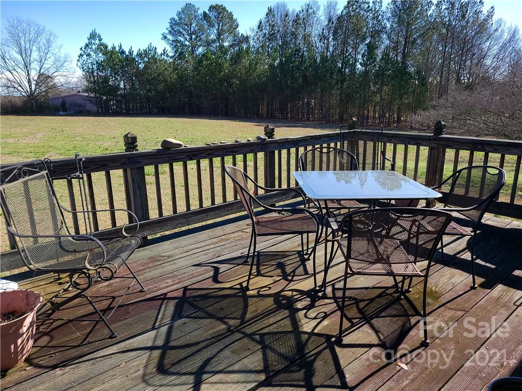2075 Chase High Road Forest City, NC 28043 - Photo 9 of 48 Gallery Image 9