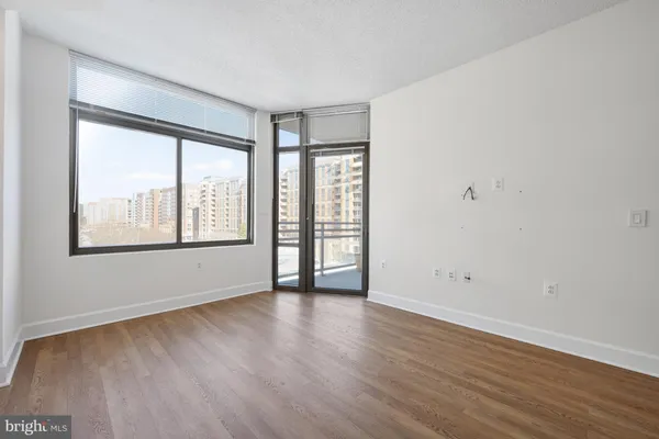 $399,000 | 3600 South Glebe Road, Unit 516W, Arlington, VA 22202