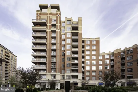 $405,000 | 3600 South Glebe Road, Unit 516W, Arlington, VA 22202