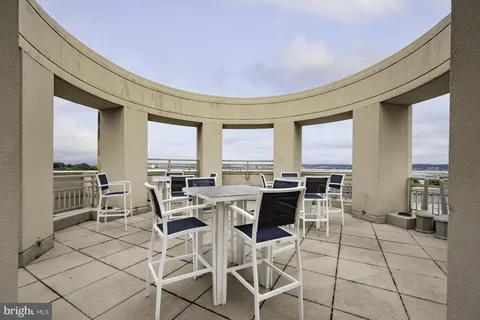 $405,000 | 3600 South Glebe Road, Unit 516W, Arlington, VA 22202