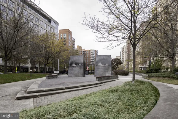 $399,000 | 3600 South Glebe Road, Unit 516W, Arlington, VA 22202