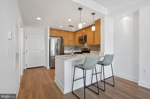 $405,000 | 3600 South Glebe Road, Unit 516W, Arlington, VA 22202