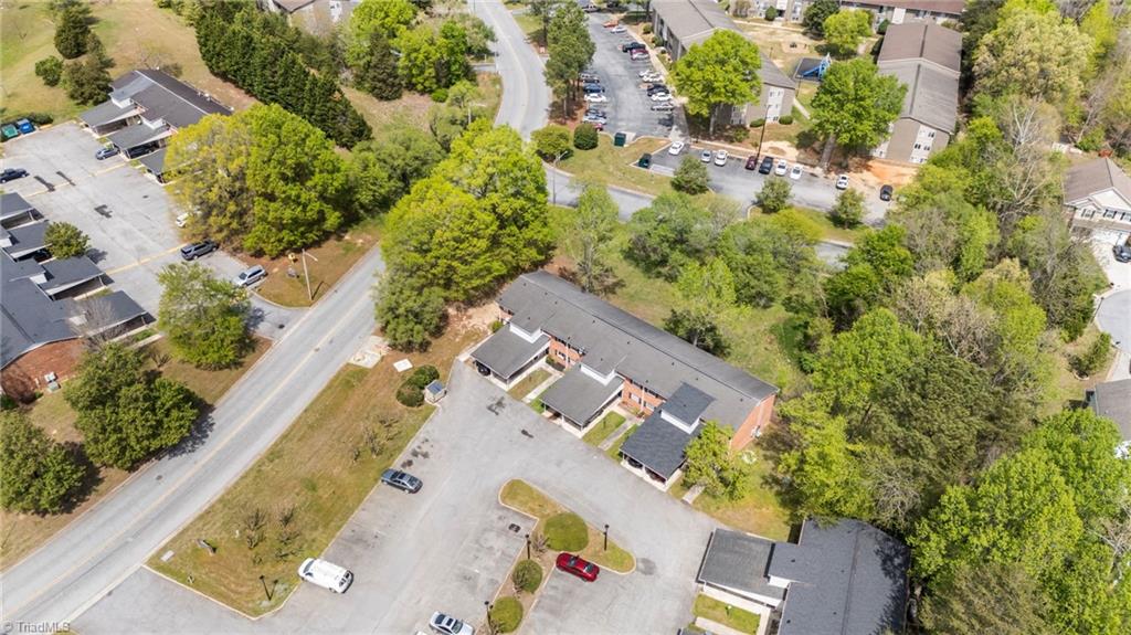 2218 Shadow Valley Road, Unit B High Point, NC 27265 - Photo 23 of 24 Gallery Image 23