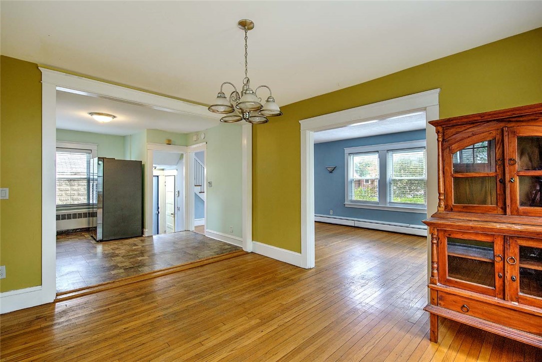 4 Talbot Manor Cranston, RI 02905 - Photo 15 of 36