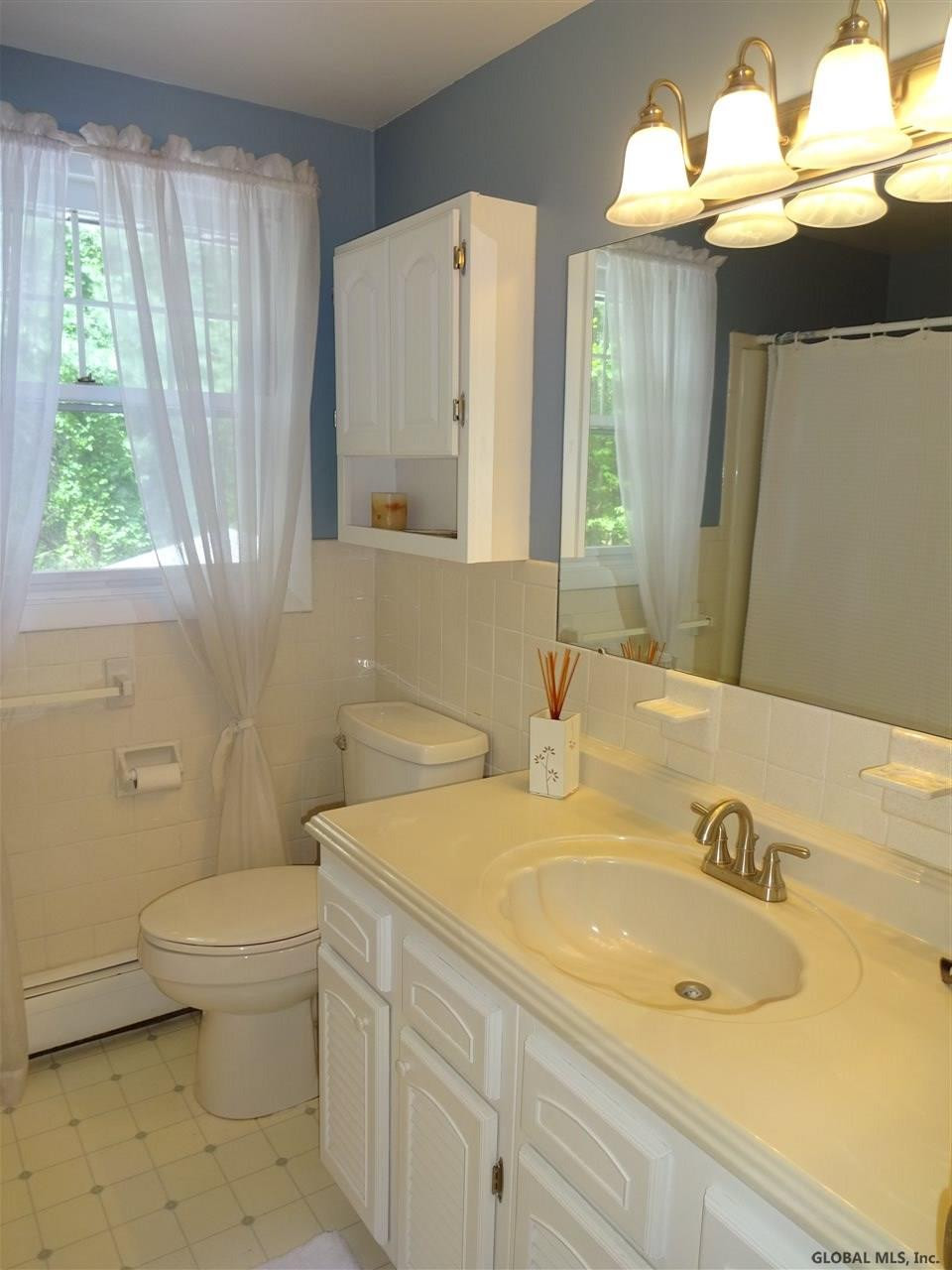 16 Alpine Approach Ballston, NY 12019 - Photo 19 of 25 2nd Floor Full Bathroom
