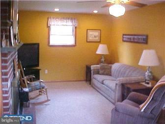 2611 Larkin Road Boothwyn, PA 19061 - Photo 6 of 12 Family Room