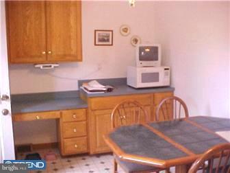 2611 Larkin Road Boothwyn, PA 19061 - Photo 9 of 12 Kitchen