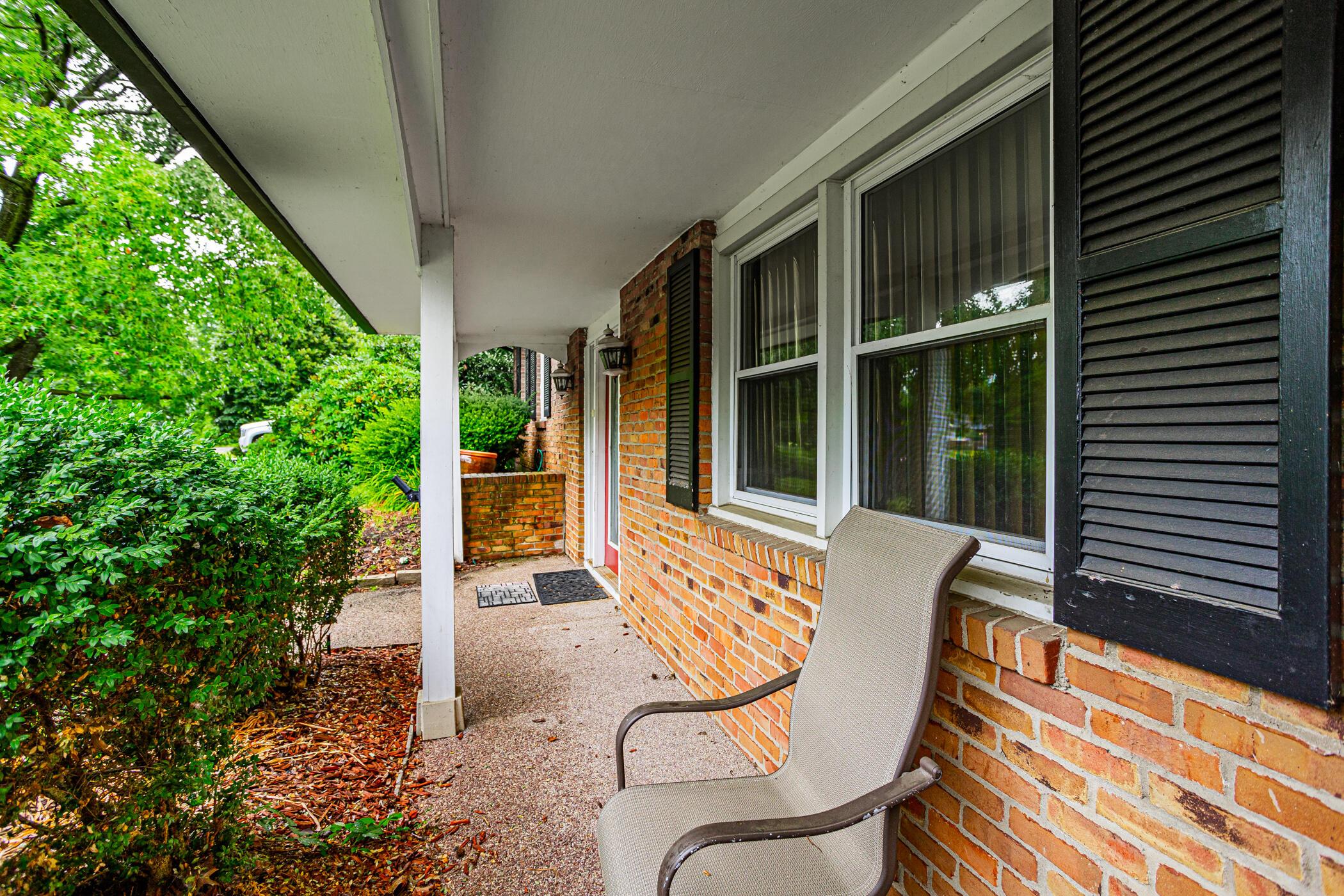 844 Critchfield Road Columbus, OH 43213 - Photo 9 of 67 844 Critchfield Rd 010