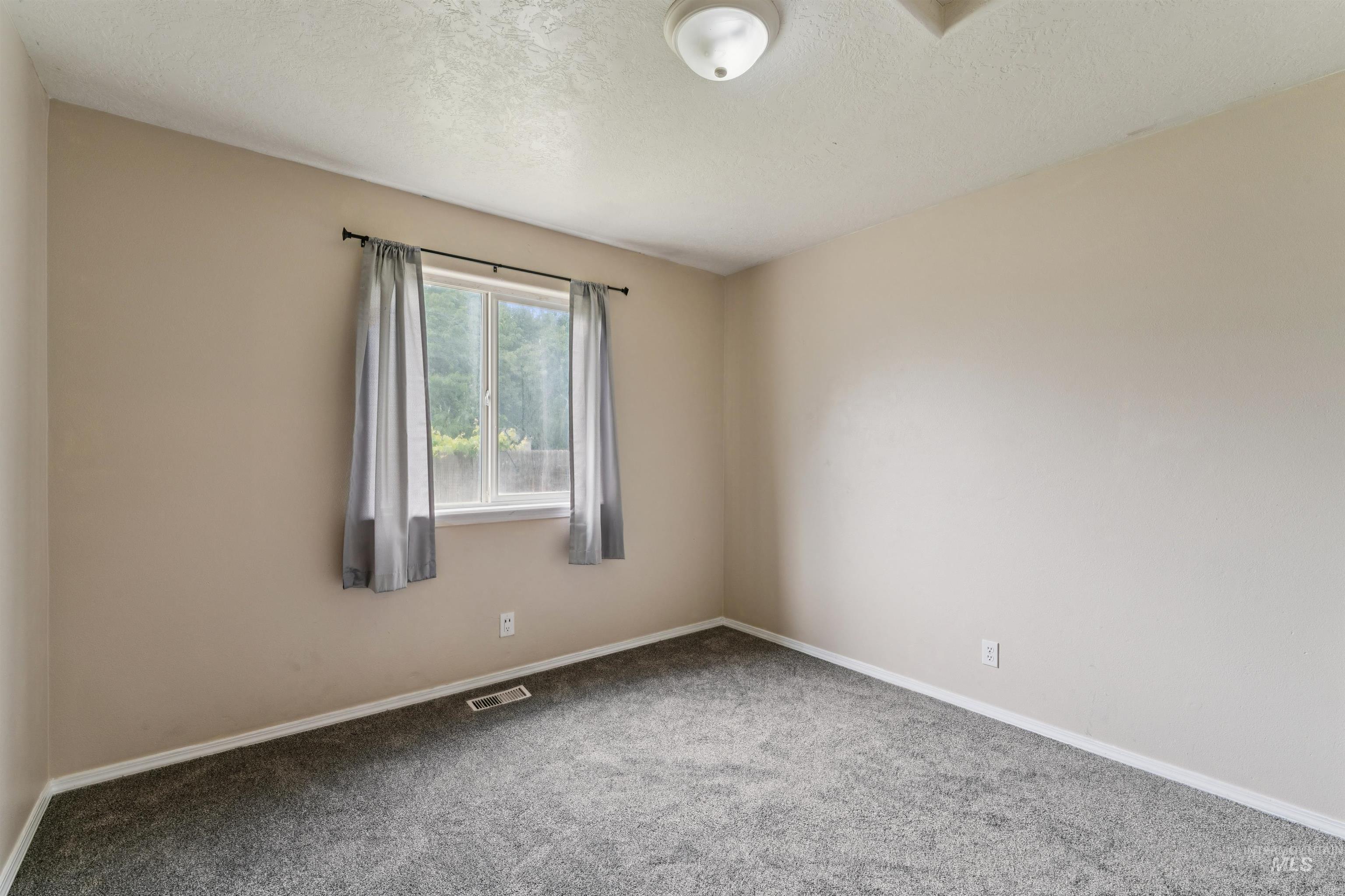1007 West Honker Drive Meridian, ID 83642 - Photo 25 of 29