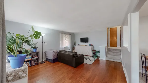 $185,000 | 86 Broadway, Chicago Heights, IL 60411