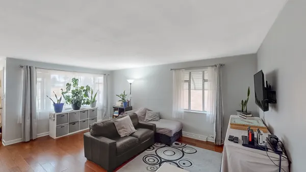 $185,000 | 86 Broadway, Chicago Heights, IL 60411