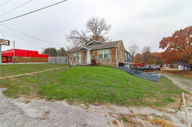 $220,000 | 116 Rives Road, Clinton, MO 64735