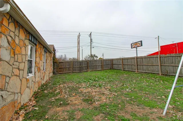 $220,000 | 116 Rives Road, Clinton, MO 64735