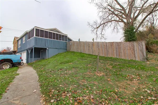 $215,000 | 116 Rives Road, Clinton, MO 64735