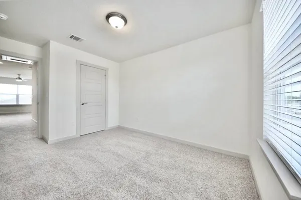 $2,295 | 1861 Bonham Lane, Round Rock, TX 78664