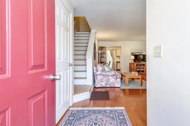 $269,900 | 54 Northeast Village Road, Concord, NH 03301