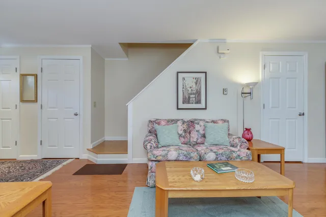 $269,900 | 54 Northeast Village Road, Concord, NH 03301