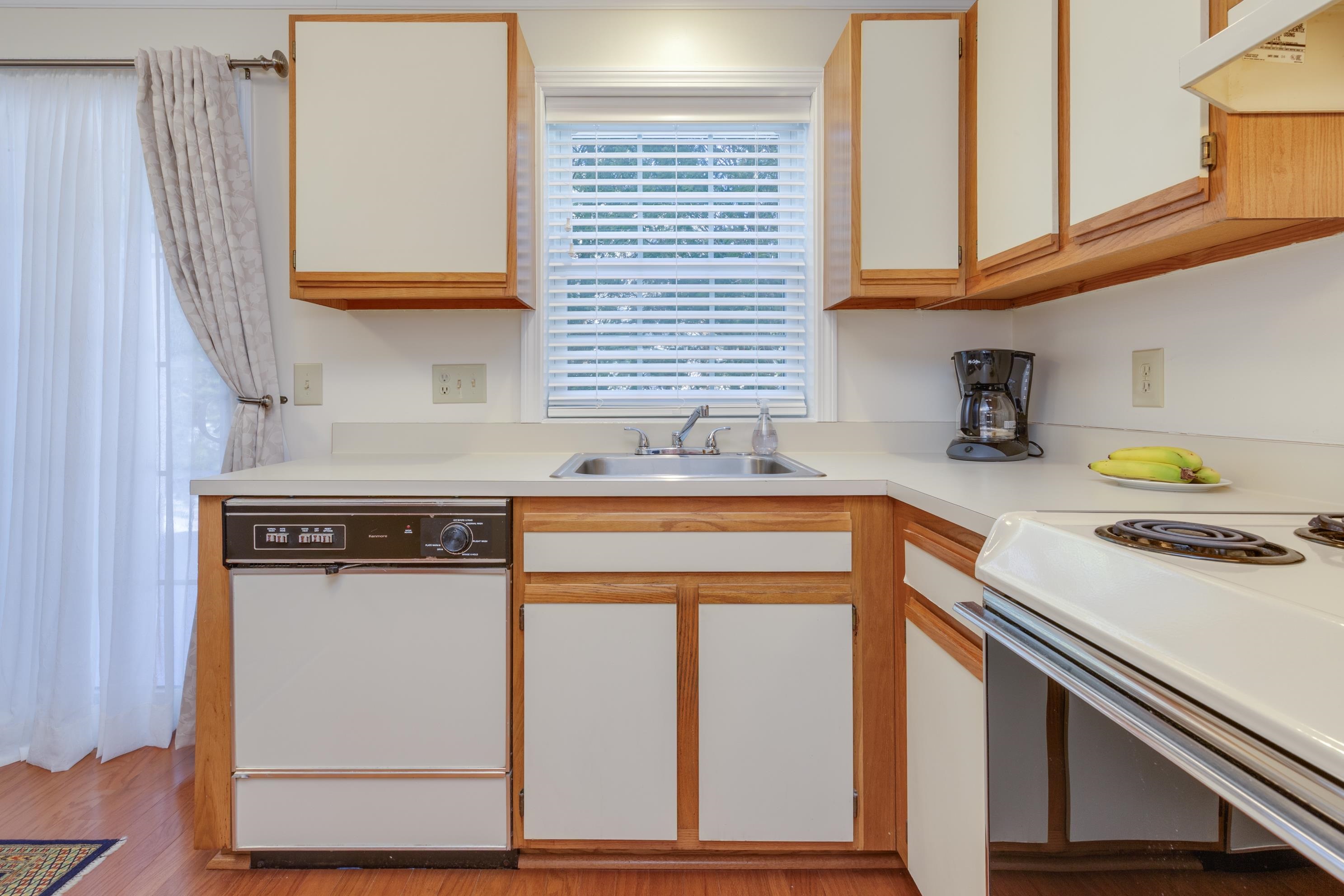 54 Northeast Village Road Concord, NH 03301 - Photo 8 of 31