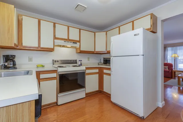 $269,900 | 54 Northeast Village Road, Concord, NH 03301