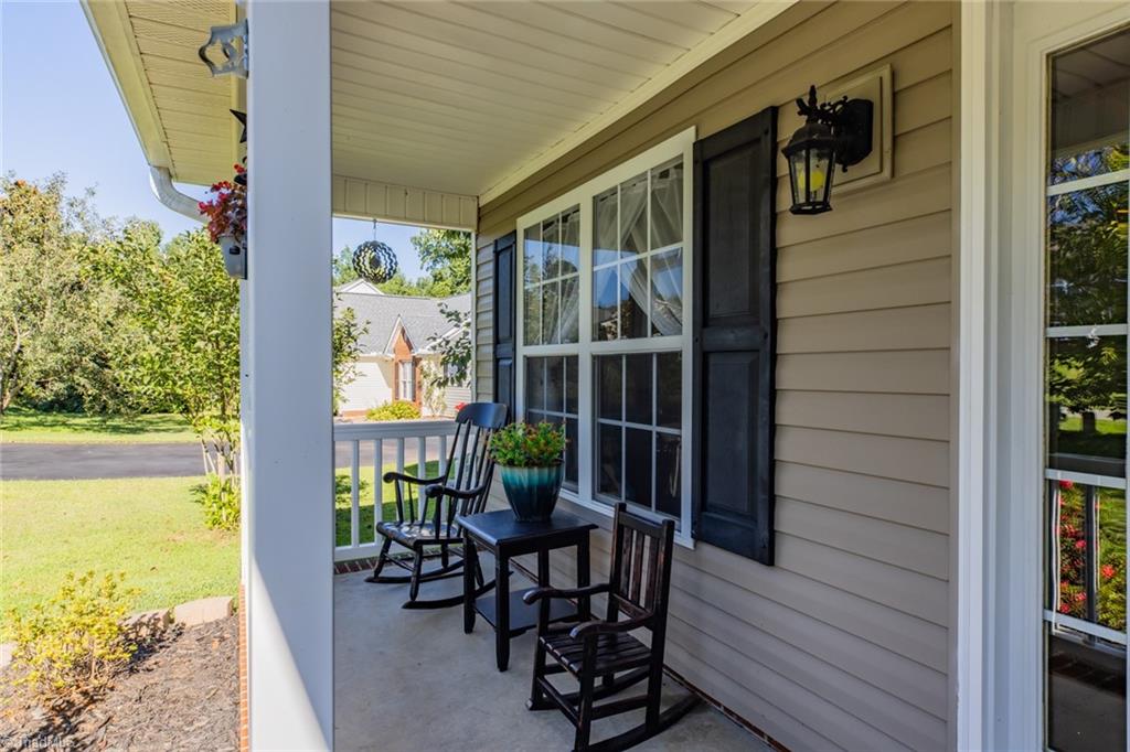 6931 Rangecrest Road Belews Creek, NC 27009 - Photo 3 of 47 Gallery Image 3