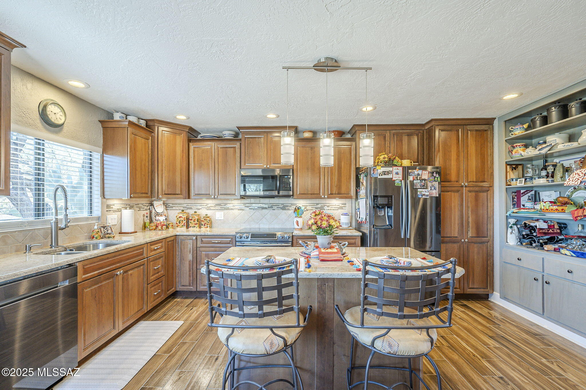 1037 La Vista Court Rio Rico, AZ 85648 - Photo 10 of 40 Addititional view of the kitchen