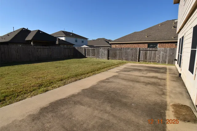 $2,550 | 10806 Clear Arbor Lane, Houston, TX 77034