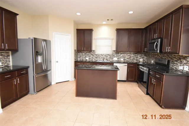 $2,550 | 10806 Clear Arbor Lane, Houston, TX 77034