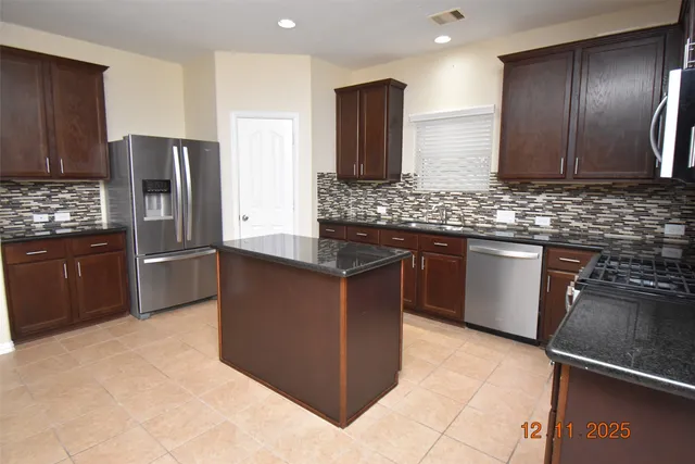 $2,550 | 10806 Clear Arbor Lane, Houston, TX 77034