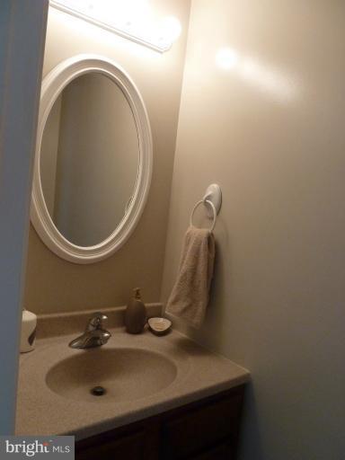 1748 Sundance Drive Reston, VA 20194 - Photo 8 of 29 Main level powder room